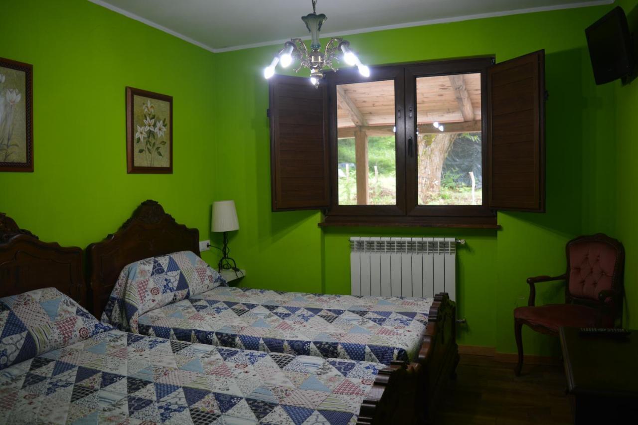 Affittacamere El Calero Oviedo Esterno foto