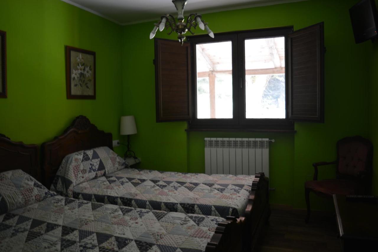 Affittacamere El Calero Oviedo Esterno foto